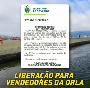 Guarda Sóis e cadeira de praia liberadas na praia de Santos